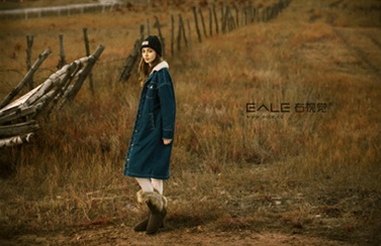 雪地靴广告大片