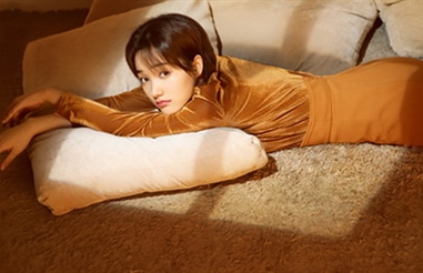 午后 阳光 慵懒的氧气女孩