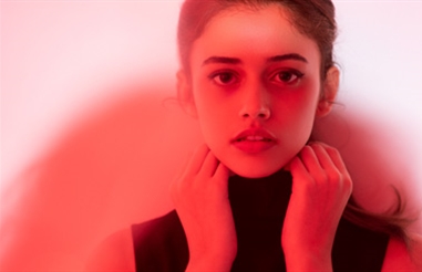 弄影系 早安少女